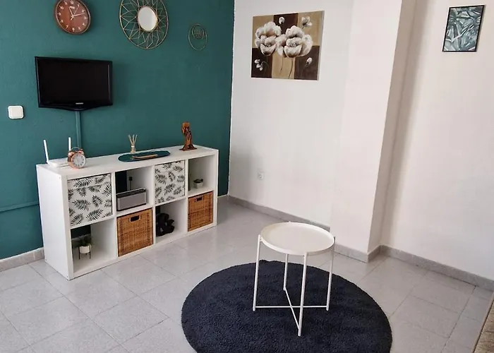 Monivo Near Center And Апартаменты Торевьиа