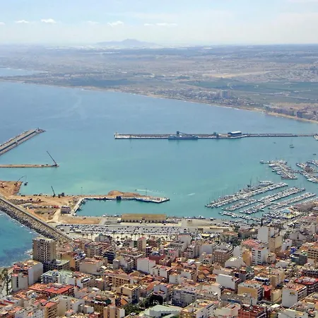 Monivo Near Center And Apartamento *