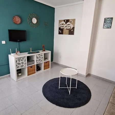 Monivo Near Center And Apartament Torrevieja